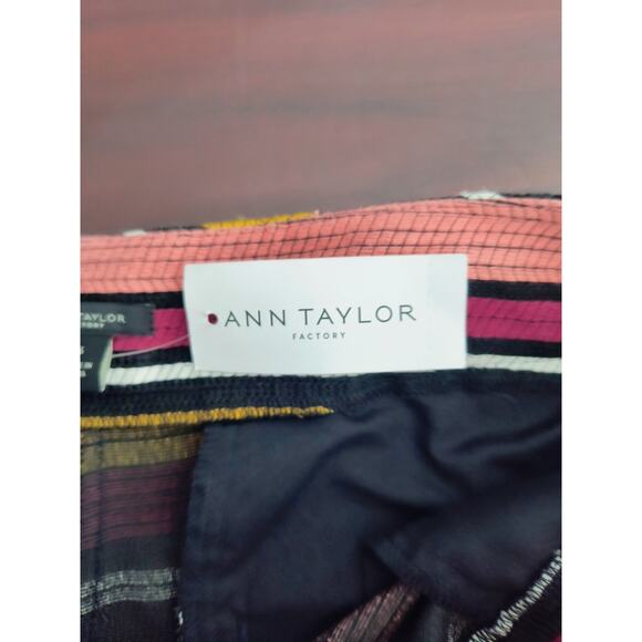 Ann Taylor Factory Shorts Wmn's Sz 6 Multicolor Striped 5" Inseam Woven Pockets - Picture 10 of 16